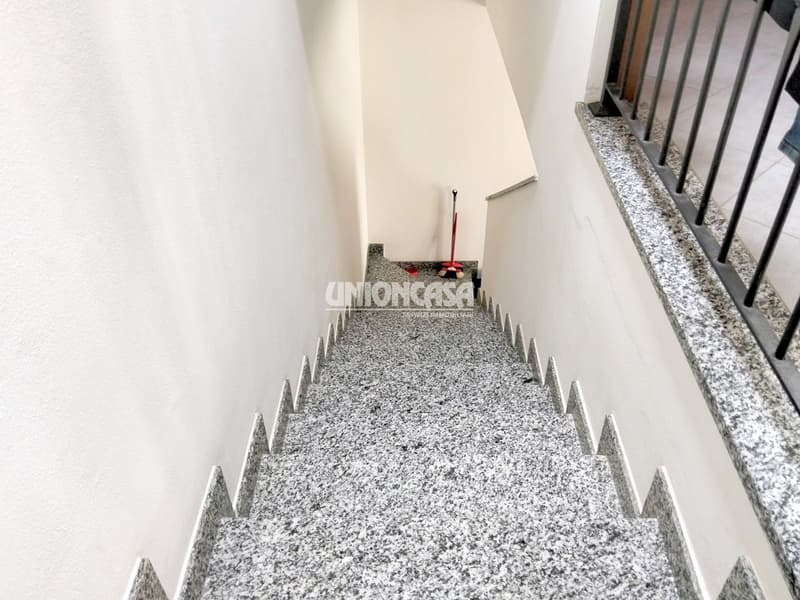 Unabhängiges modernes Haus in Figliaro – 4,5 Zimmer mit Garage und Balkon (31)