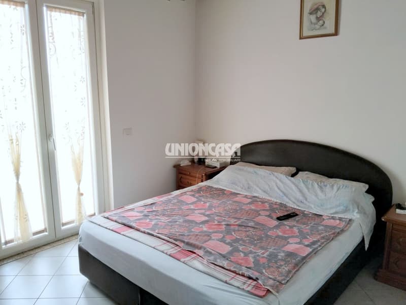 Unabhängiges modernes Haus in Figliaro – 4,5 Zimmer mit Garage und Balkon (22)