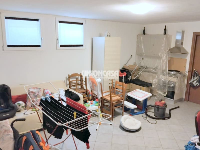 Unabhängiges modernes Haus in Figliaro – 4,5 Zimmer mit Garage und Balkon (32)