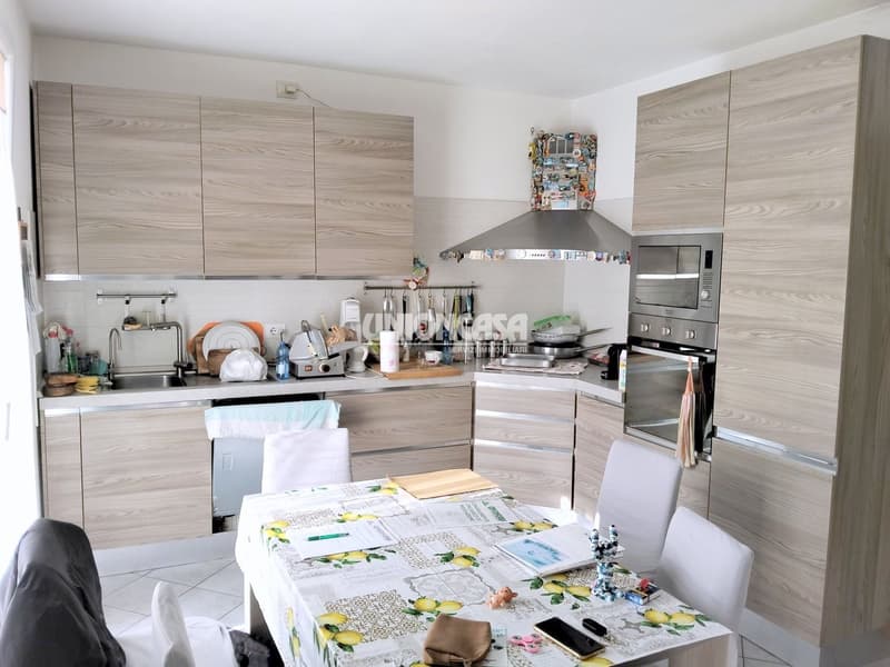Unabhängiges modernes Haus in Figliaro – 4,5 Zimmer mit Garage und Balkon (15)
