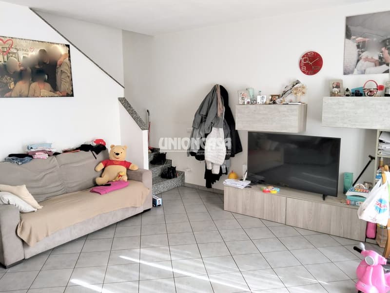Unabhängiges modernes Haus in Figliaro – 4,5 Zimmer mit Garage und Balkon (11)