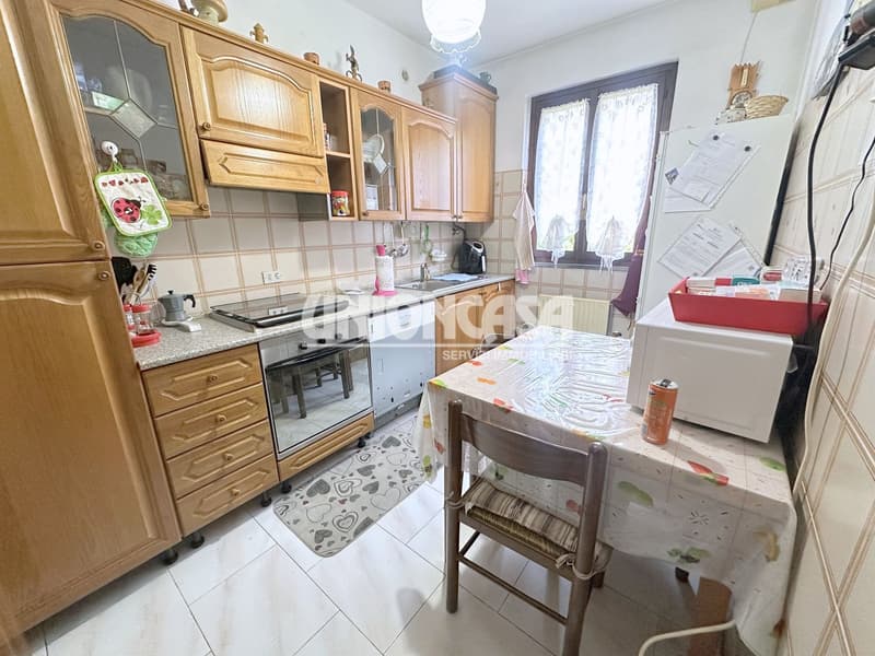 Semi-detached house for sale in Bizzarone – 3.5 rooms with garage and balcony (12)