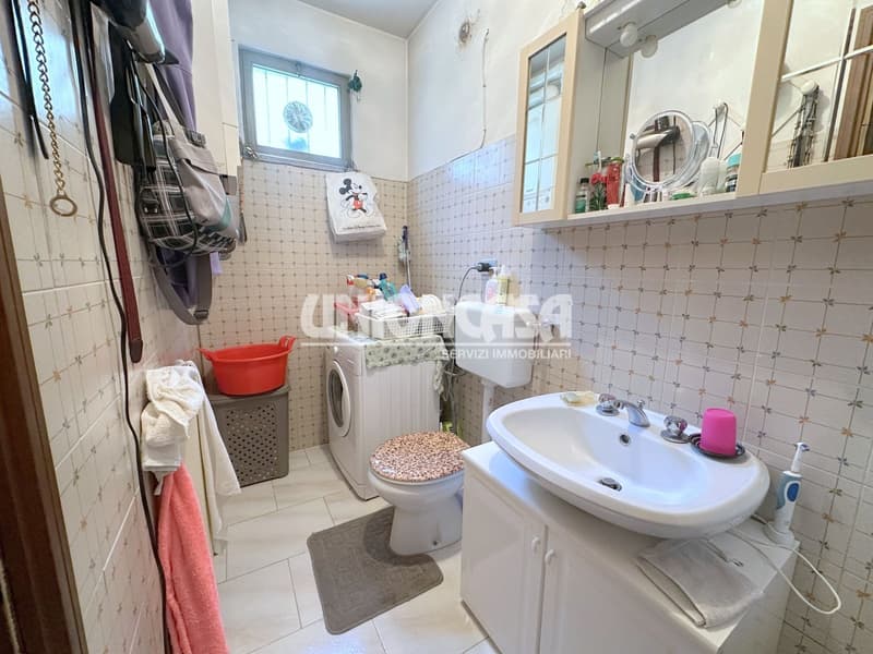 Semi-detached house for sale in Bizzarone – 3.5 rooms with garage and balcony (13)