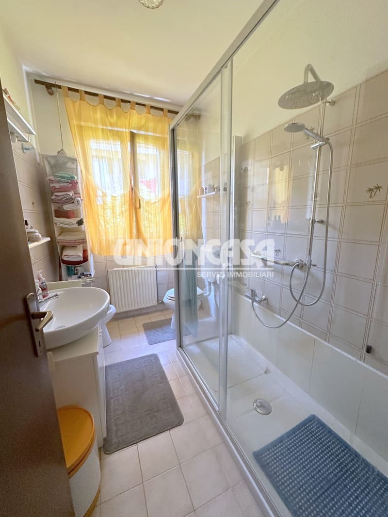 Semi-detached house for sale in Bizzarone – 3.5 rooms with garage and balcony (22)