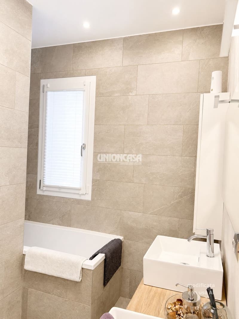 Independent Villa with Garden in Concagno – 4 Rooms, Modern and Quiet (22)