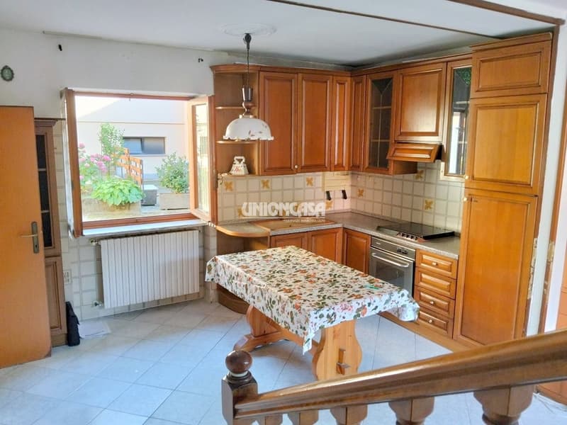Wohnung mit 4.5 Zimmern zum Verkauf in Rodero – Via Francesca Lavizzari (8)