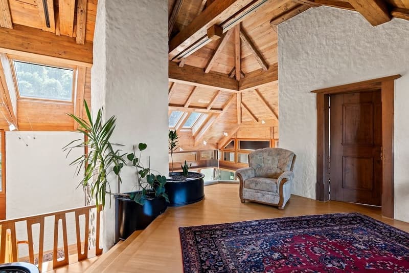 "Exklusive Villa mit Indoor-Pool und parkähnlicher Gartenanlage" (9)