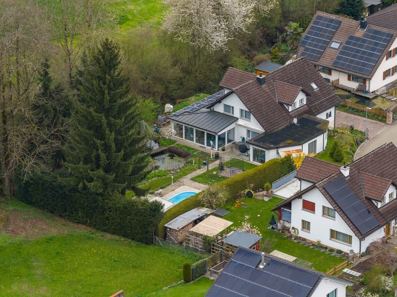 Maison de famille exclusive et extrêmement spacieuse de 8½ pièces avec annexe (13)
