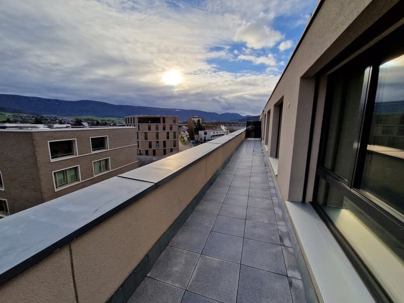 Prächtiges, helles Dachgeschoss mit Terrasse – Freie Sicht im Zentrum von Delémont (1)