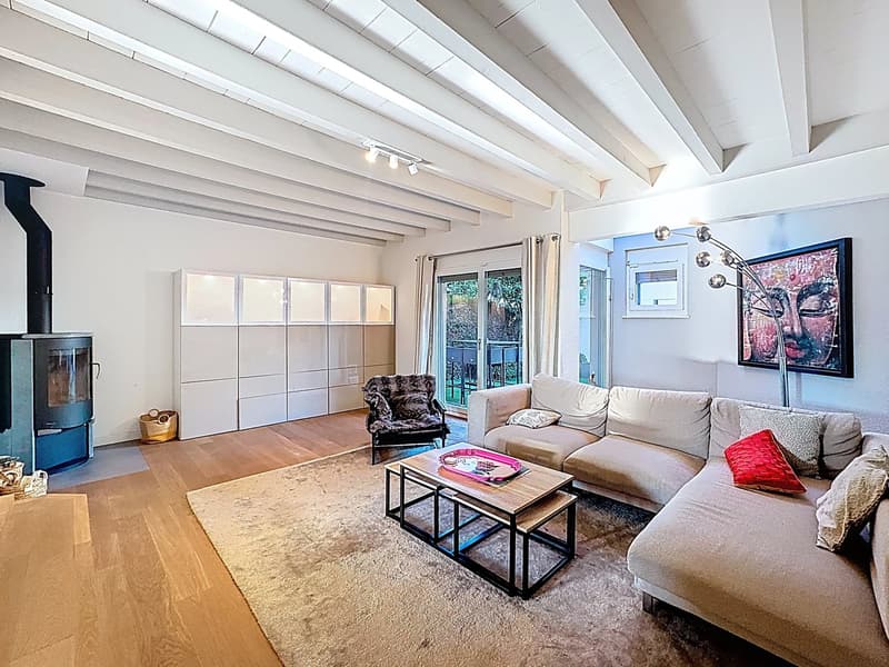 Elegant house in the heart of Founex with a lake view (2)