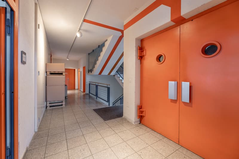 Versatile commercial spaces with administrative and storage areas (6)
