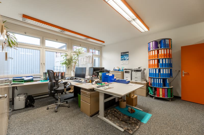 Versatile commercial spaces with administrative and storage areas (8)