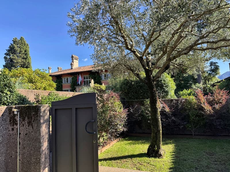 Splendida maisonette con giardino privato a due passi dal centro (14)