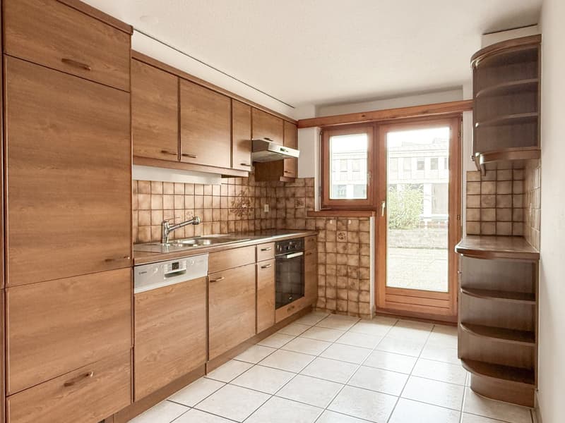 Appartement de 4,5 pièces situé au centre et utilisable de manière flexible à Domat/Ems (6)
