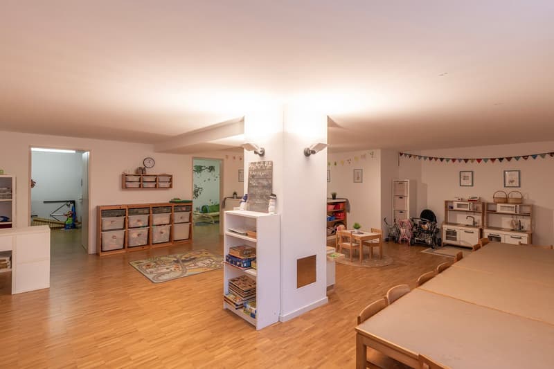 Spacious 3.5-room garden apartment in a quiet location in Jonen (13)