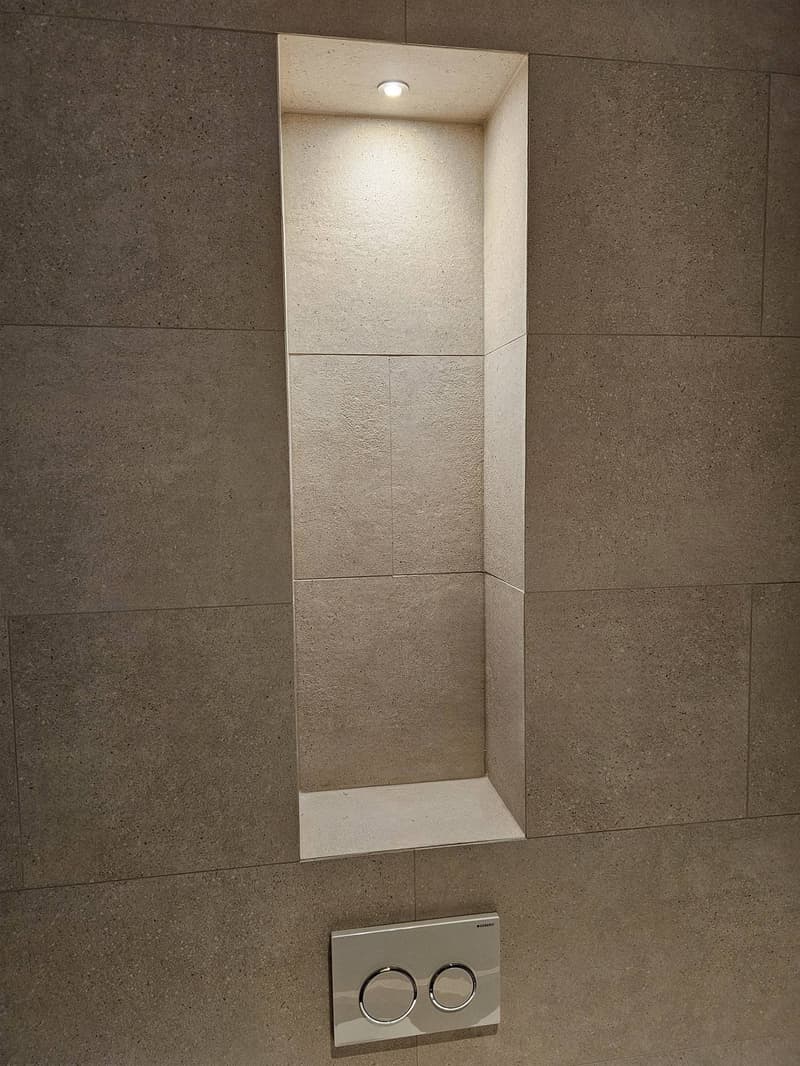 The LAC Tower promotion: More than 3 apartments and 1 exceptional attic still available. (19)