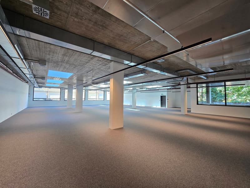 LA LAC TOWER: 3 luxurious new offices and 3 warehouses for sale (5)