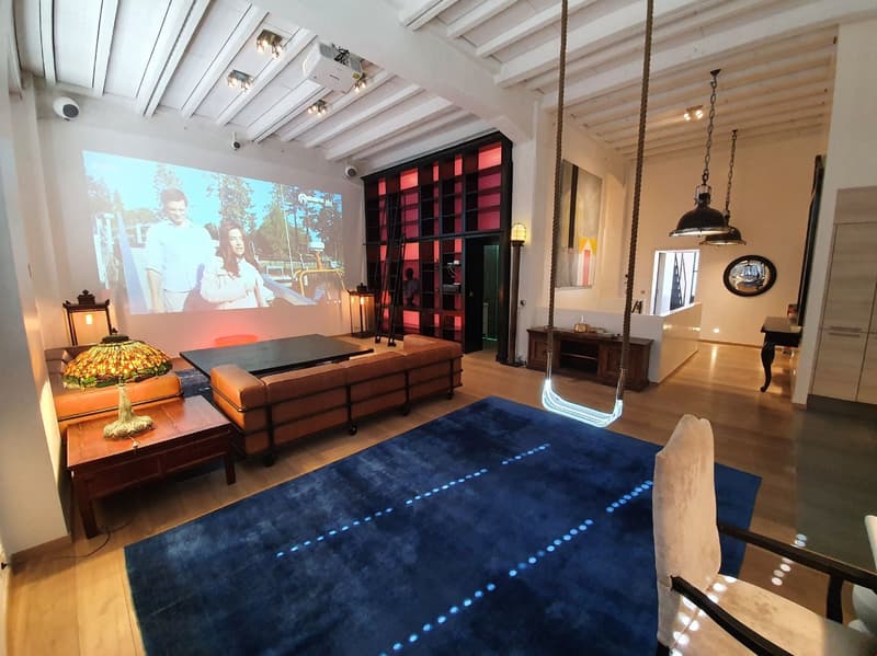For sale: Exceptional LOFT/Duplex of 365m2 in Charmilles (2)