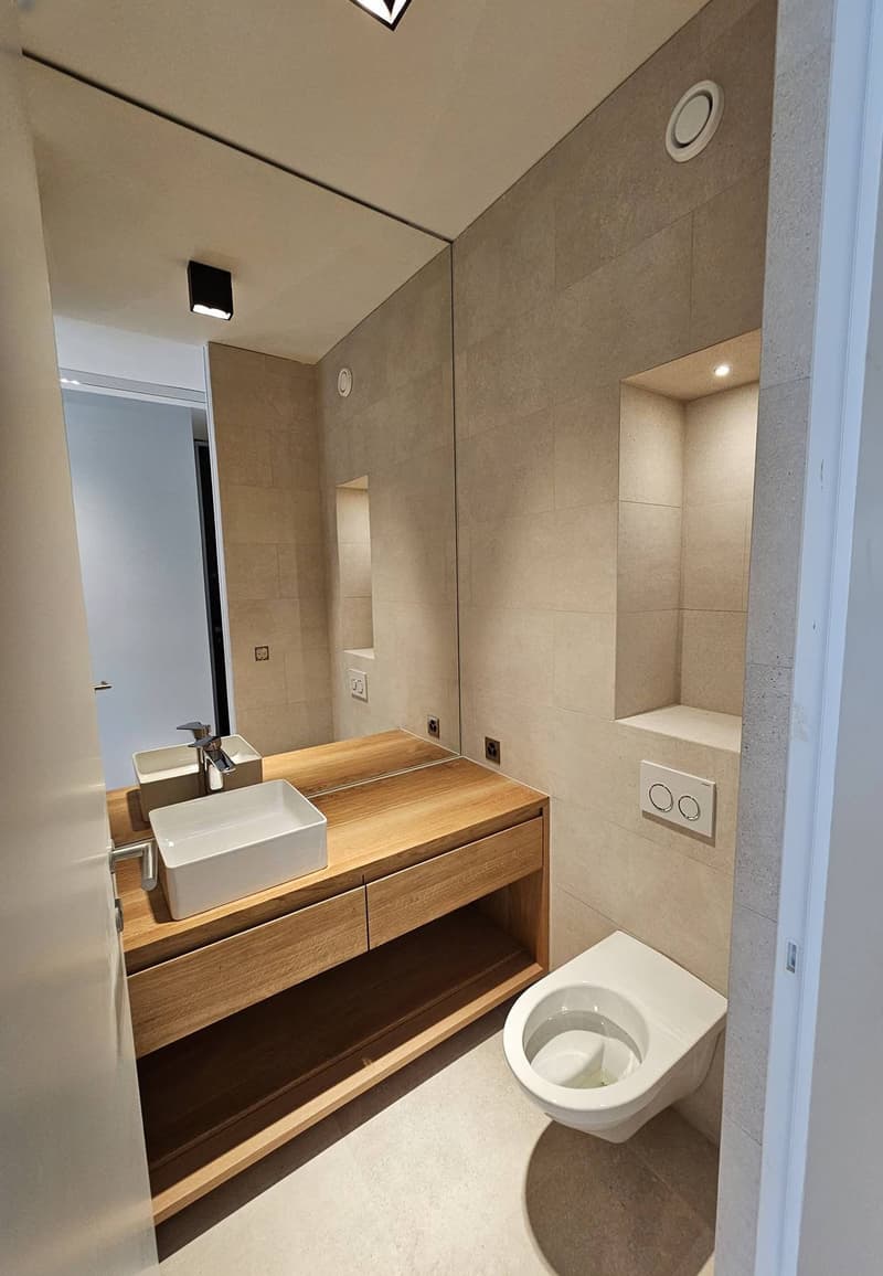 The LAC Tower promotion: More than 3 apartments and 1 exceptional attic still available. (16)
