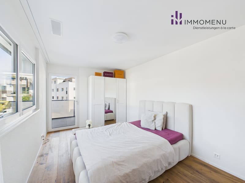 Appartamento mansardato moderno 4.5 locali con giardino a sud e vista sulla montagna (7)