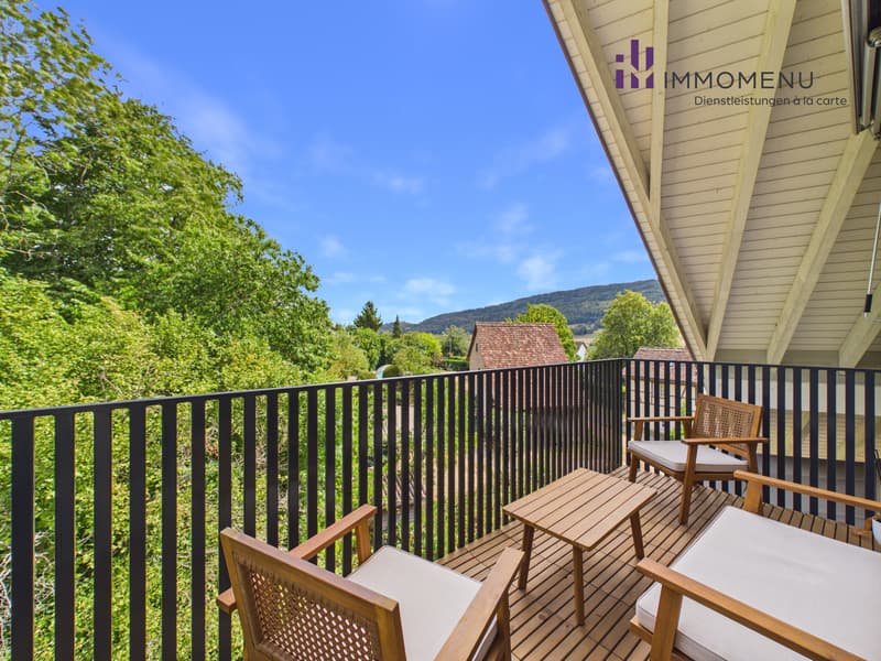 Moderne 2.5-Zimmer-Attikawohnung mit Weitsicht in Oberweningen (1)
