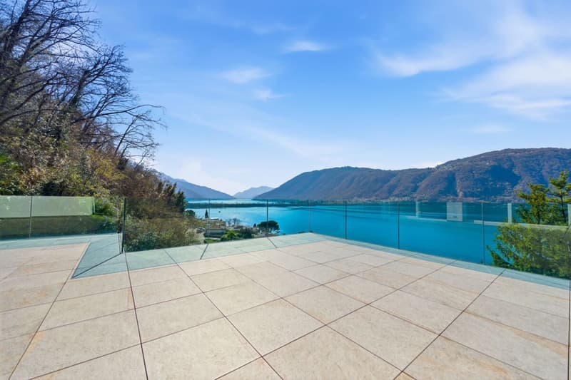 Residenza Ceresio 52: attico con grande terrazza panoramica (14)