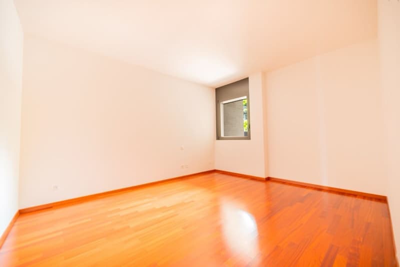 Exklusive Wohnung mit Seeblick, nur wenige Schritte vom Zentrum entfernt (4)