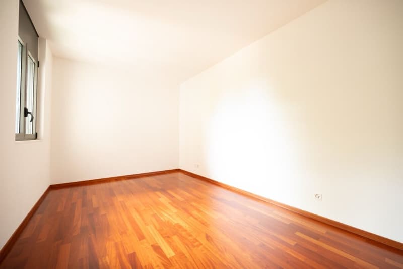 Exklusive Wohnung mit Seeblick, nur wenige Schritte vom Zentrum entfernt (5)