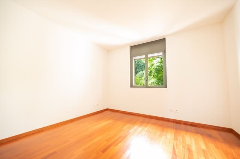 Exklusive Wohnung mit Seeblick, nur wenige Schritte vom Zentrum entfernt (6)