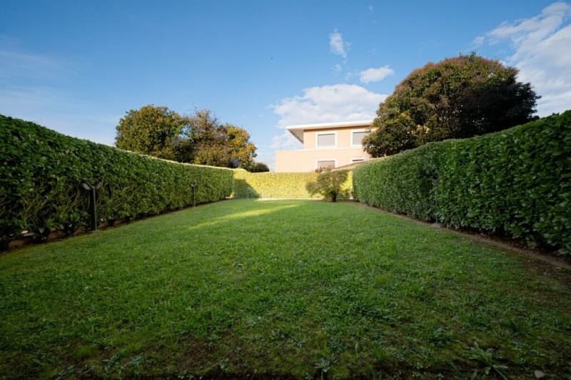 Grosszügige Duplex-Wohnung mit grossem Garten und maximaler Privatsphäre in Montagnola – Collina d’Oro (3)
