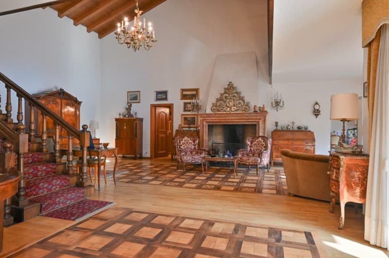 Maison de maître avec piscine dans un emplacement exclusif (3)