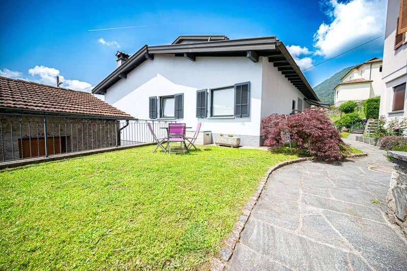 Splendida casa unifamiliare con possibilità di divisione in due appartamenti, immersa nella natura (14)