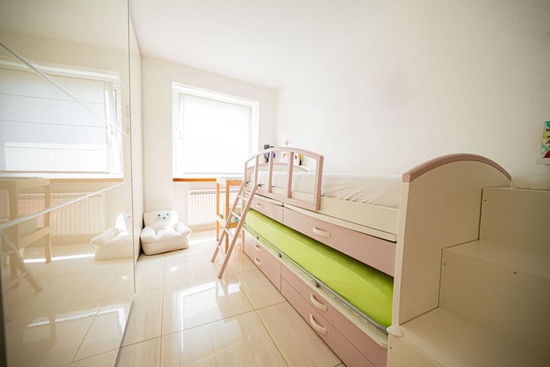 Splendida casa unifamiliare con possibilità di divisione in due appartamenti, immersa nella natura (11)