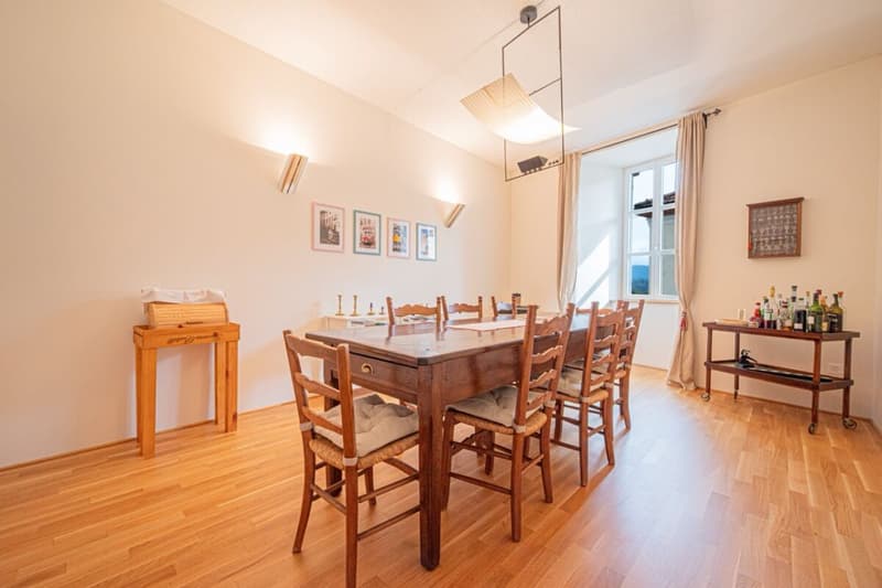 Residenza storica ristrutturata con charme unico (5)