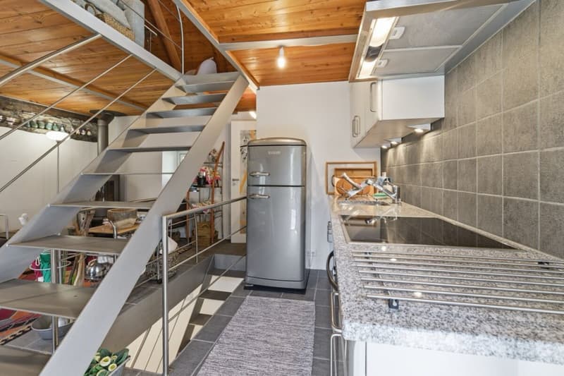 Rustico di pietra stile loft ristrutturato a nuovo nel cuore della Verzasca (5)