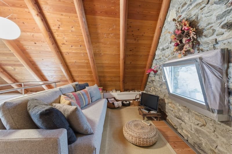 Rustico di pietra stile loft ristrutturato a nuovo nel cuore della Verzasca (7)