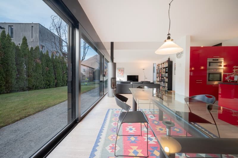 Villa moderne et lumineuse dans un quartier résidentiel calme (4)