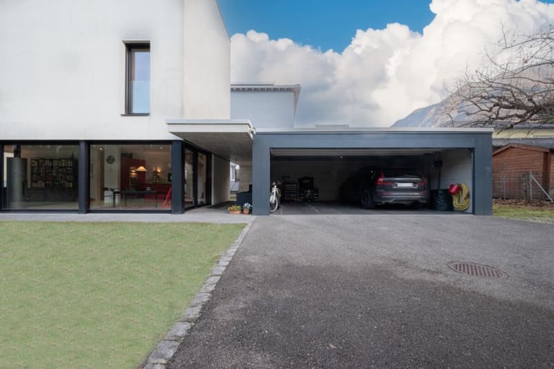Villa moderne et lumineuse dans un quartier résidentiel calme (2)