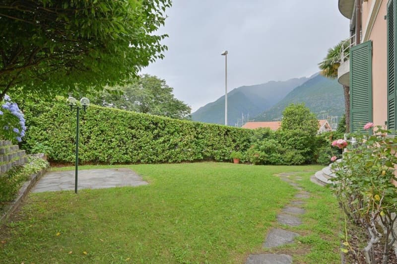 Appartamento con grande giardino in casa bifamiliare e posizione ricercata (3)