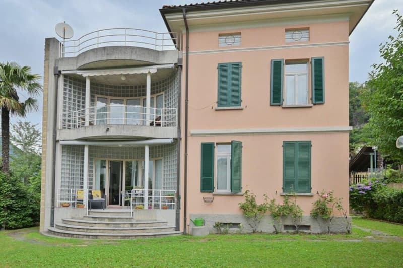 Appartamento con grande giardino in casa bifamiliare e posizione ricercata (7)