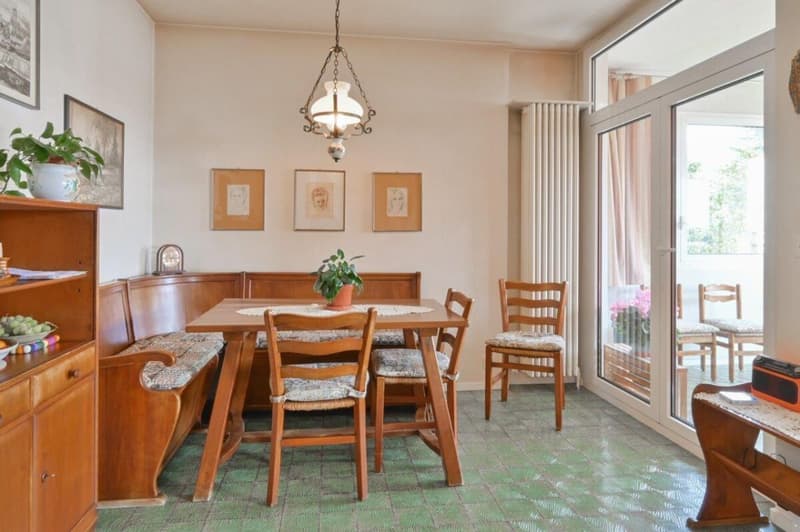 Bella casa con grande potenziale in posizione ricercata (8)