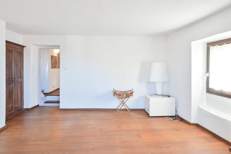 Maison tessinoise charmante avec grand terrain (12)