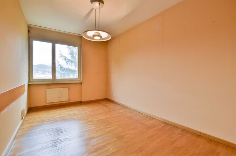 Renommierte Wohnung in Wohngegend (6)
