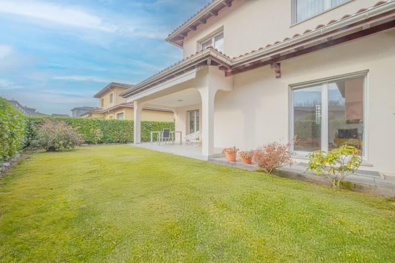 Maison de famille magnifique avec jardin (1)