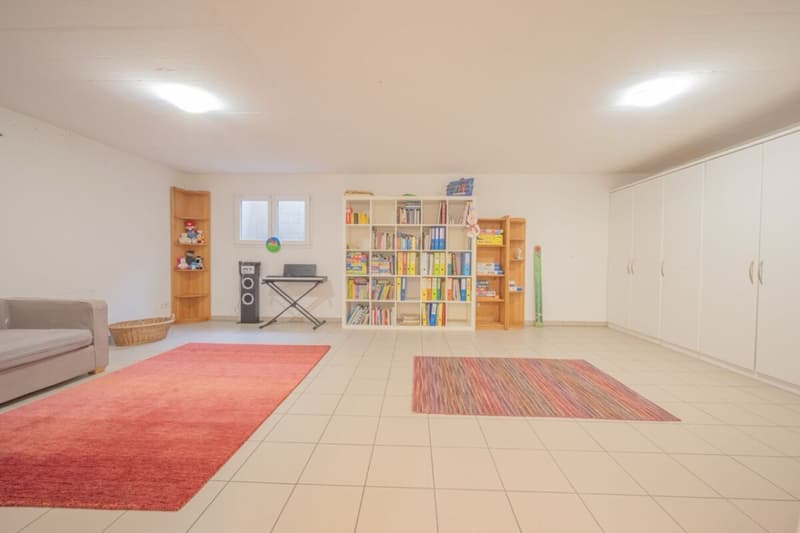 Maison de famille magnifique avec jardin (14)