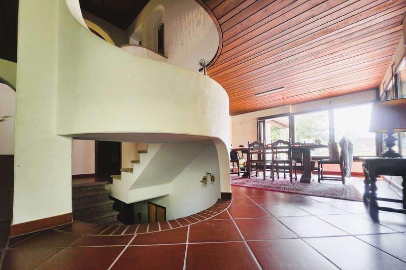 Single-family house with large spectacular garden (5)