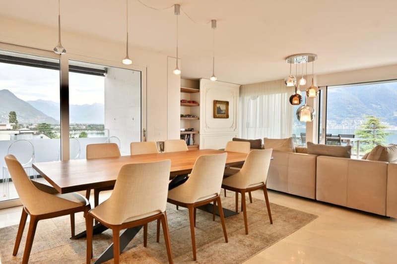 Ampio e lussuoso attico duplex con spettacolare vista lago (7)