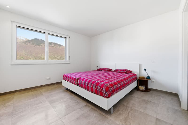 Magnificent two-family house with panoramic views and garden (10)