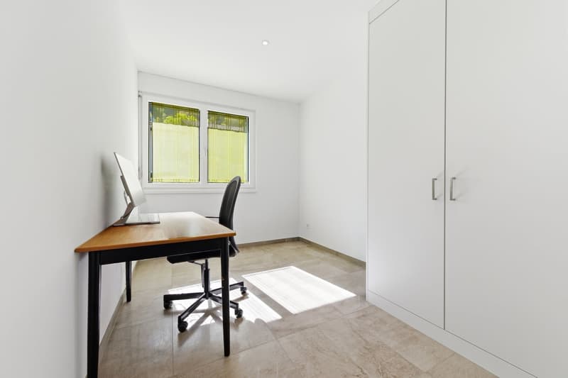 Magnificent two-family house with panoramic views and garden (14)