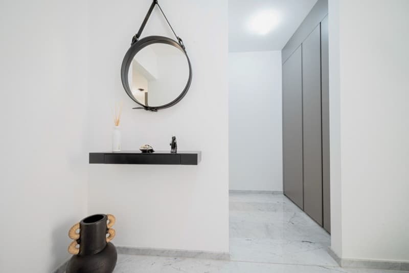 Elegant maisonette apartment with a double garden in Montagnola. (10)